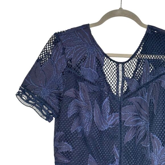 Adelyn Rae Navy Blue Lace Floral Shorts Romper | Size L - Picture 3 of 9